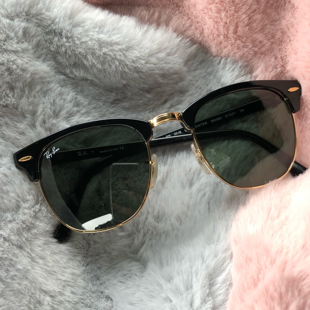 Ray-Ban Clubmaster RB3016 black gold sunglasses